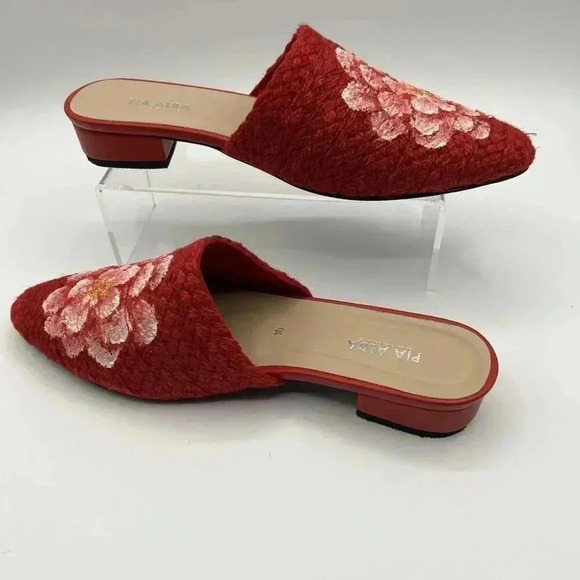 Pia Alba by Bayong Republic Red Macrame with a Floral painted Slip-On Mules 10 - Picture 6 of 10